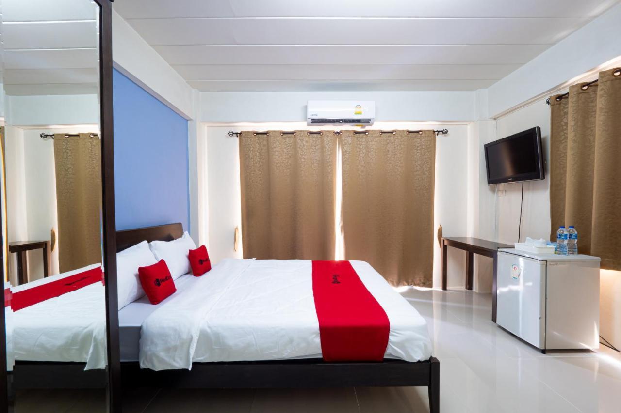 Ban Rong Khoei Si Fah At Bangsaen Hotel מראה חיצוני תמונה