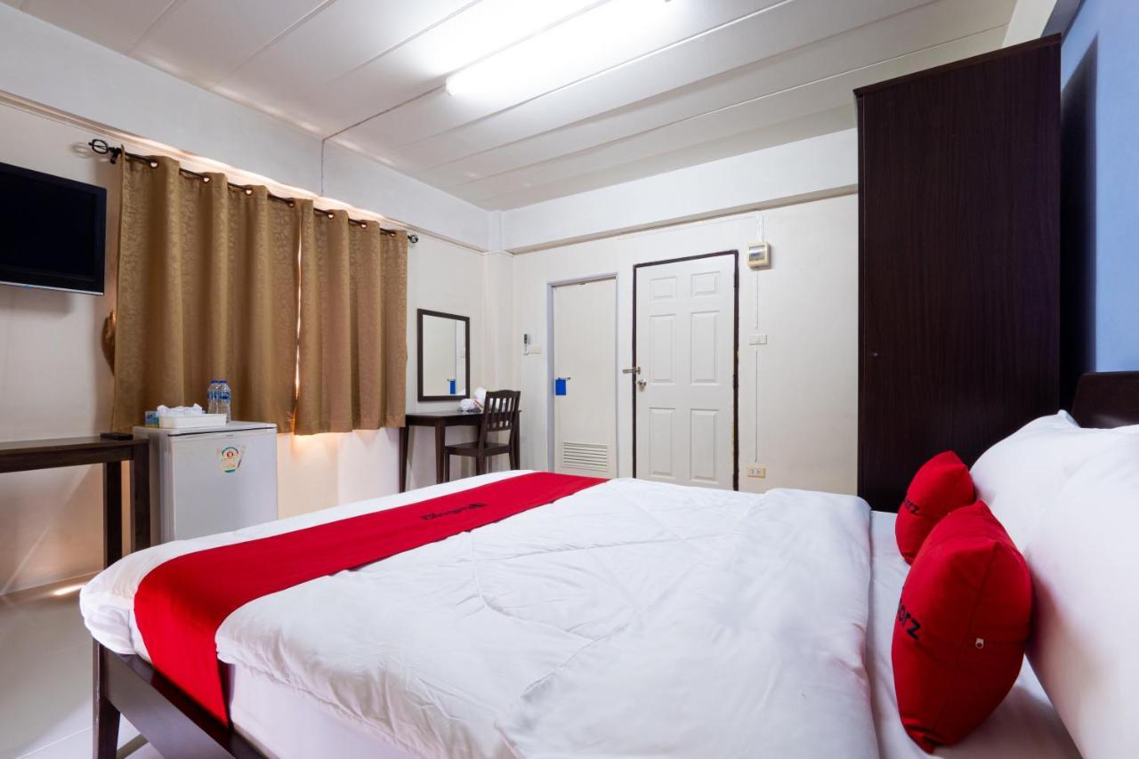 Ban Rong Khoei Si Fah At Bangsaen Hotel מראה חיצוני תמונה