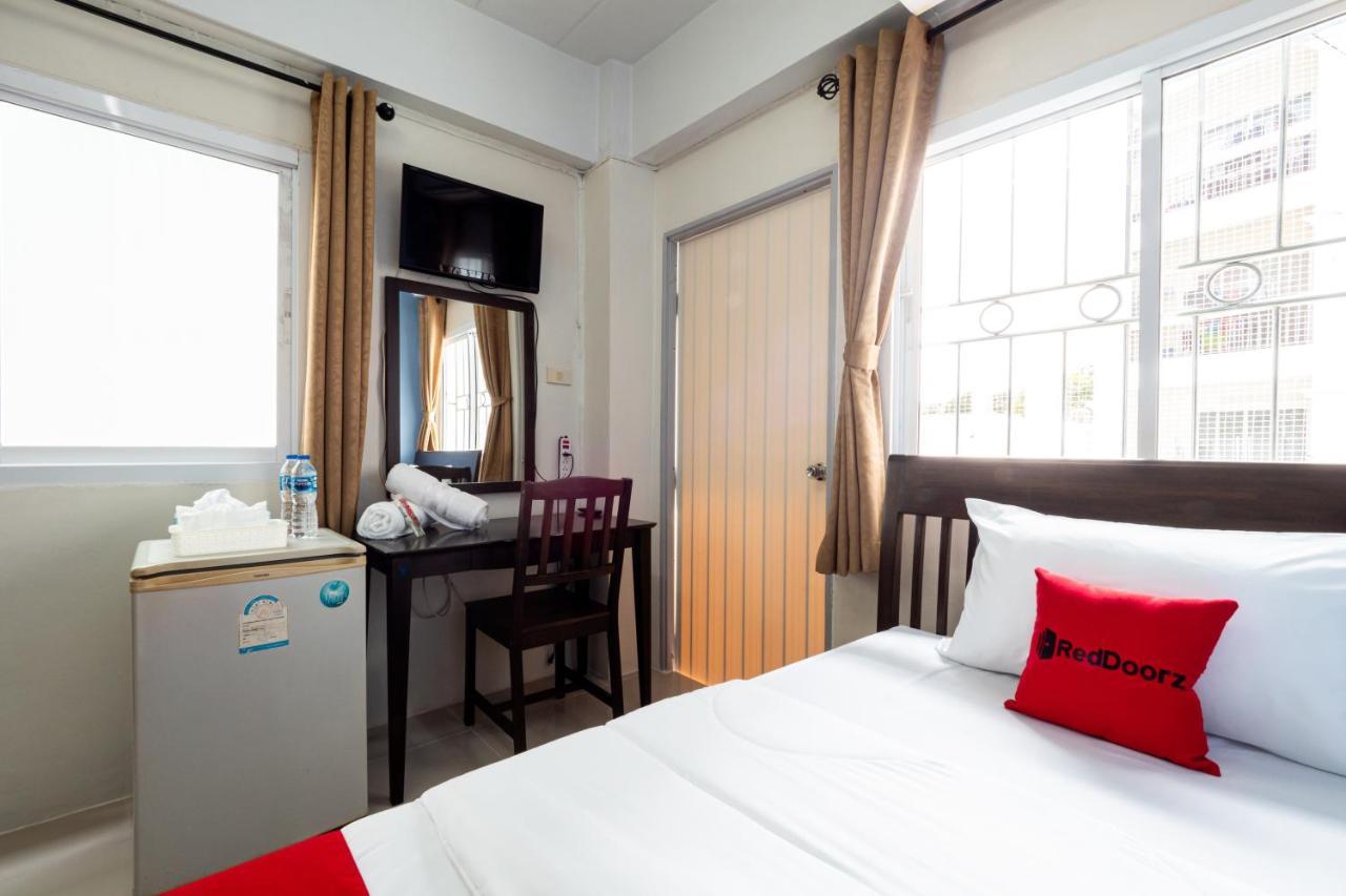 Ban Rong Khoei Si Fah At Bangsaen Hotel מראה חיצוני תמונה