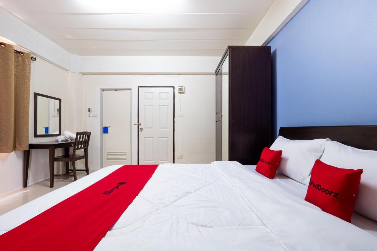 Ban Rong Khoei Si Fah At Bangsaen Hotel מראה חיצוני תמונה