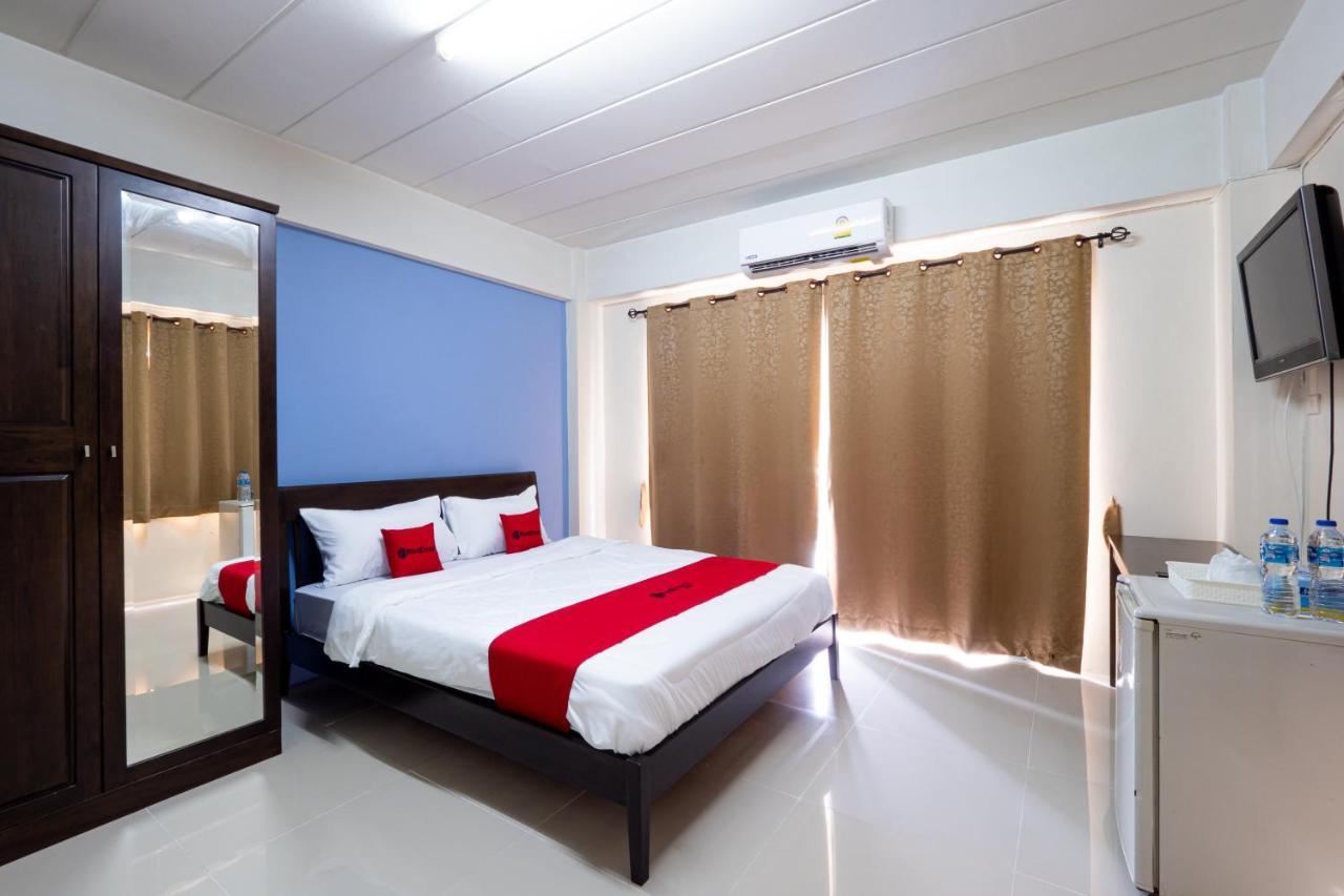Ban Rong Khoei Si Fah At Bangsaen Hotel מראה חיצוני תמונה