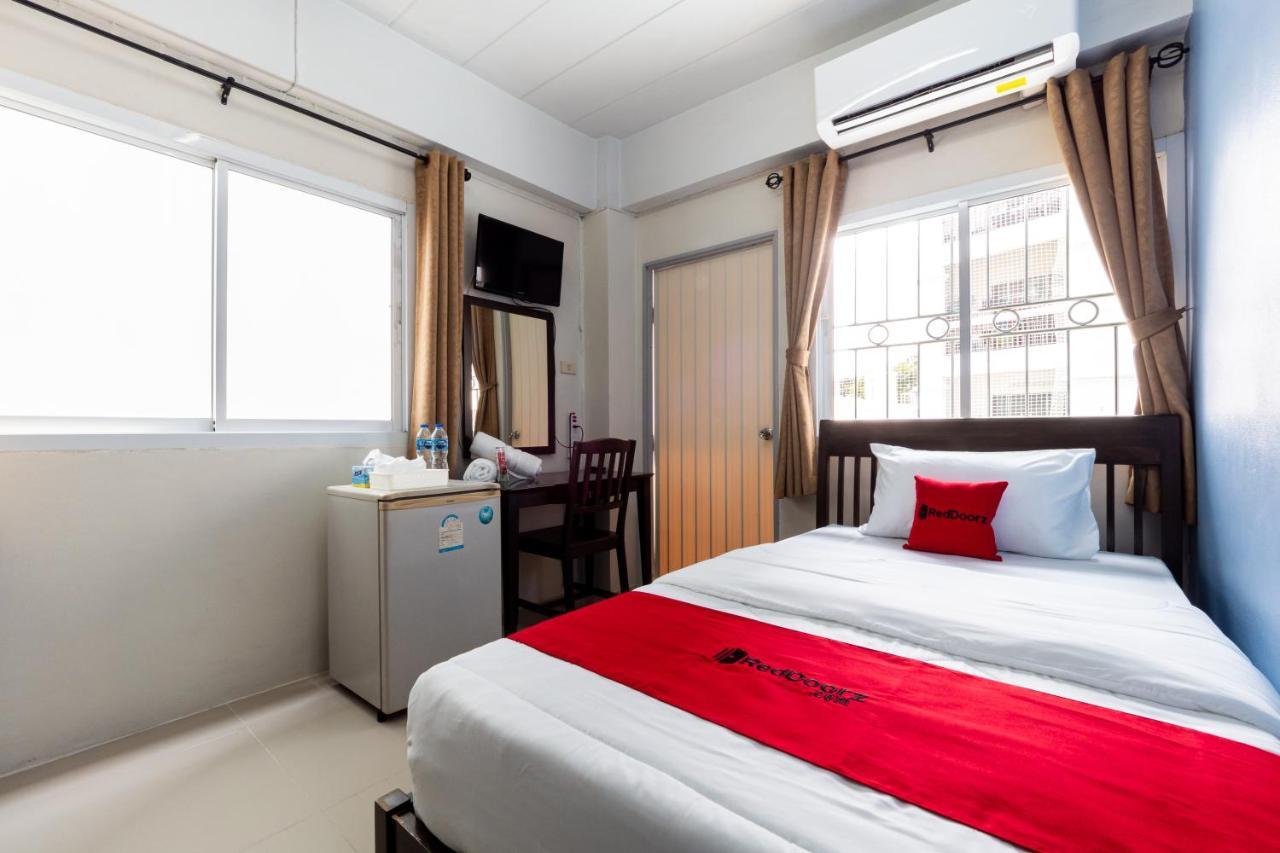 Ban Rong Khoei Si Fah At Bangsaen Hotel מראה חיצוני תמונה