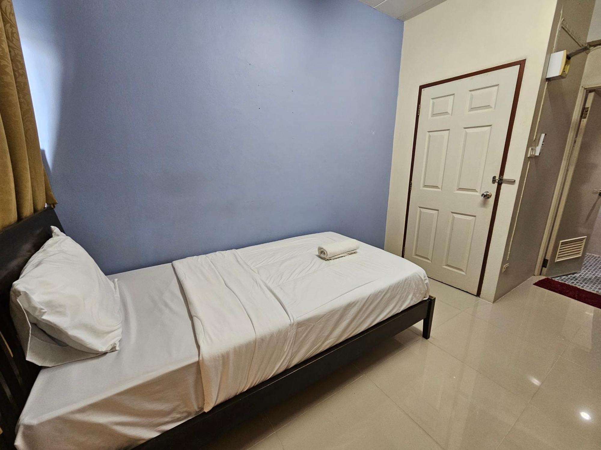 Ban Rong Khoei Si Fah At Bangsaen Hotel מראה חיצוני תמונה