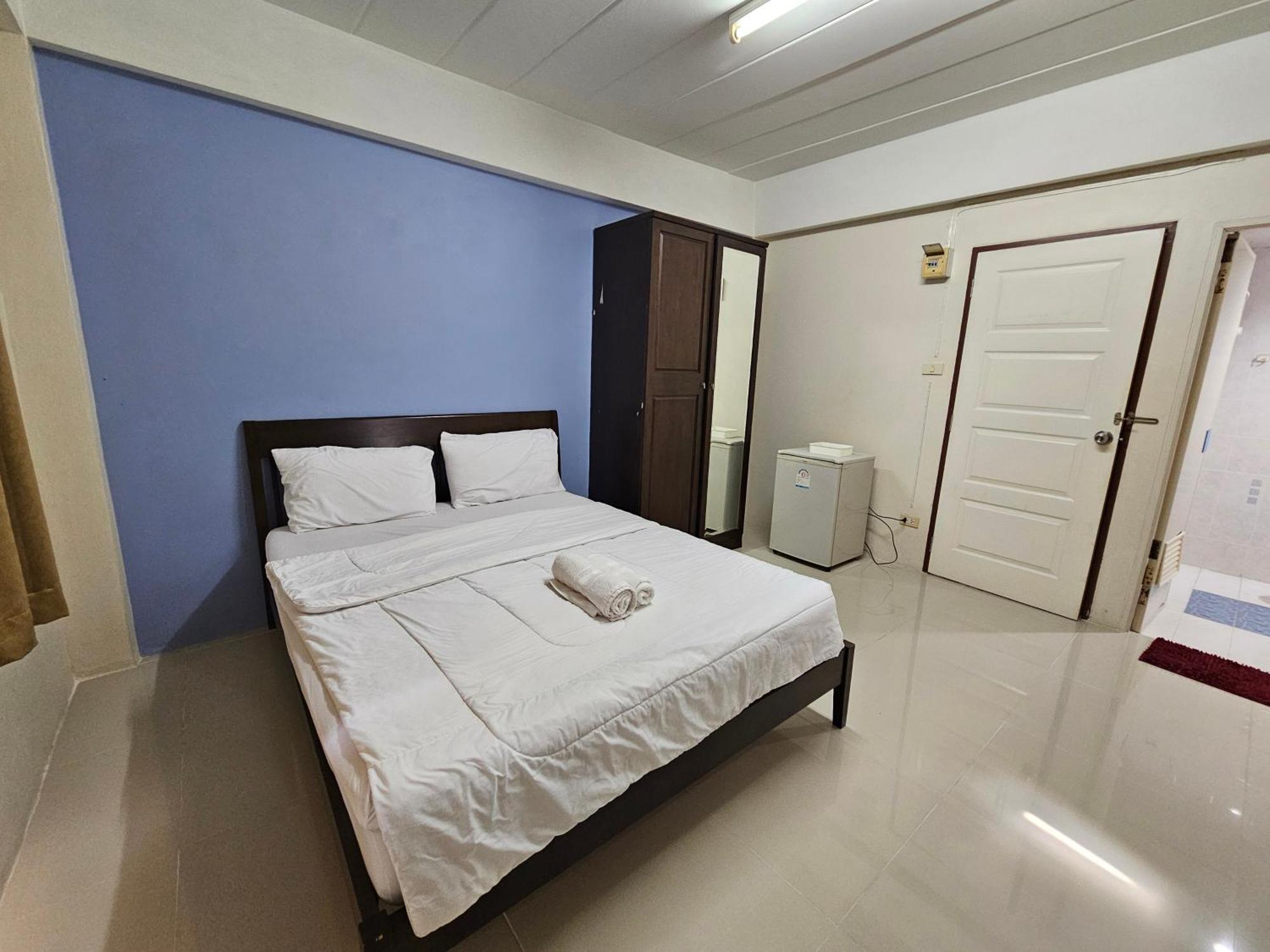 Ban Rong Khoei Si Fah At Bangsaen Hotel מראה חיצוני תמונה