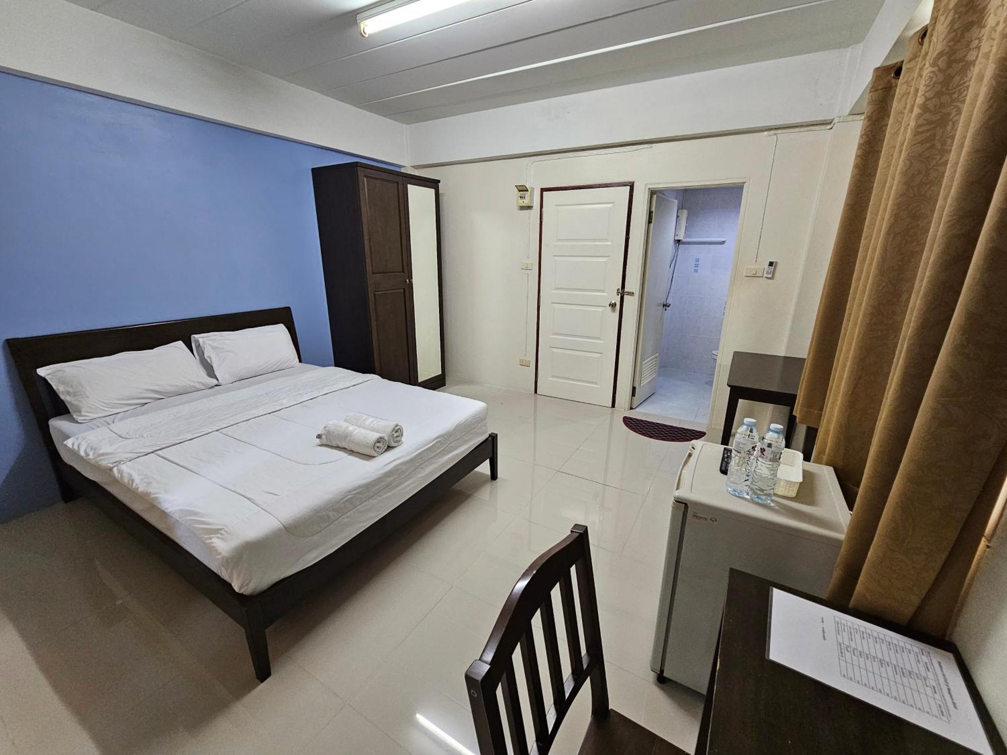 Ban Rong Khoei Si Fah At Bangsaen Hotel מראה חיצוני תמונה