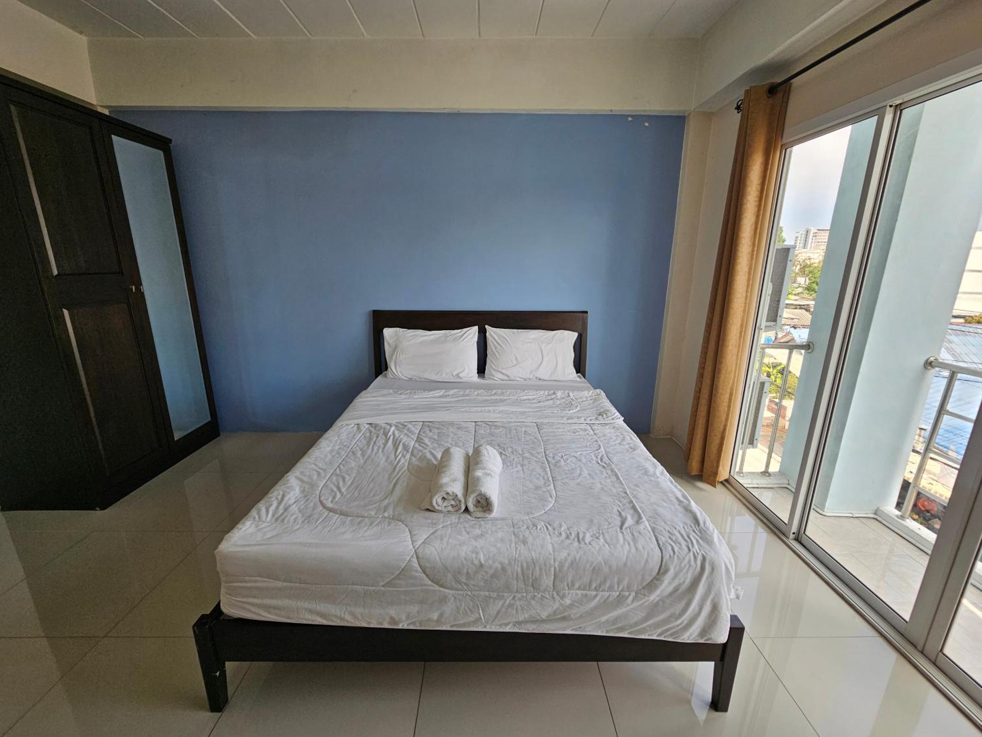 Ban Rong Khoei Si Fah At Bangsaen Hotel מראה חיצוני תמונה