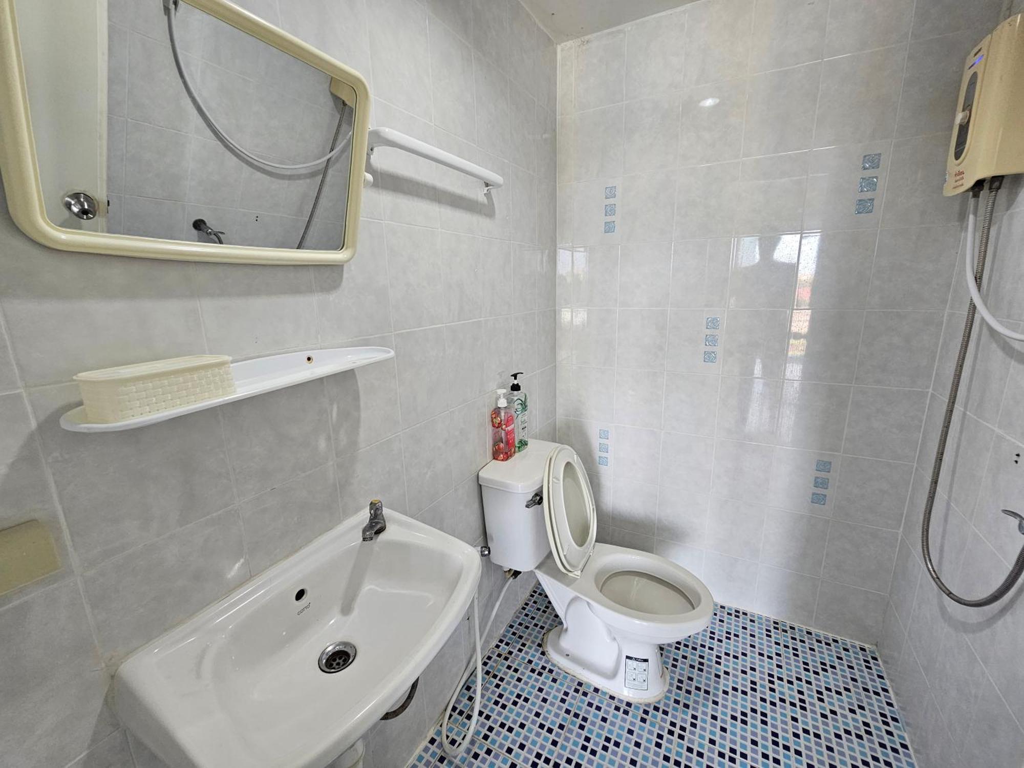 Ban Rong Khoei Si Fah At Bangsaen Hotel מראה חיצוני תמונה